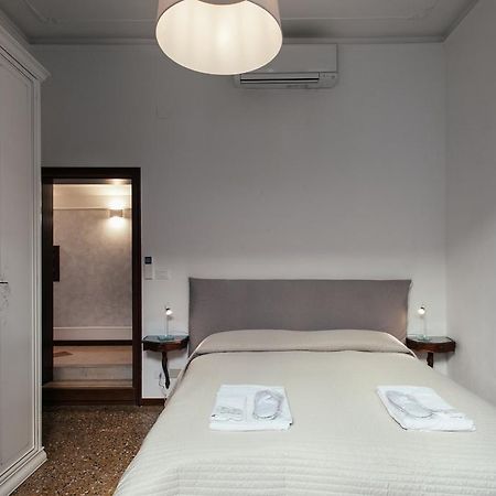 Апартаменты Residenza Dei Dogi Венеция Экстерьер фото
