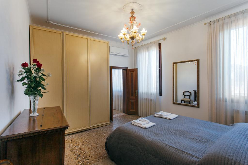 Апартаменты Residenza Dei Dogi Венеция Экстерьер фото